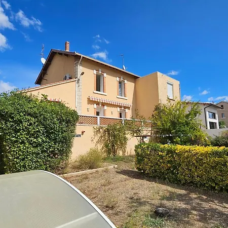 Grande Maison Avec Piscine, Parking Et Wifi * بالاروك ليه بان