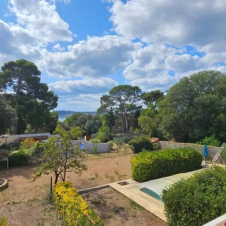 Vila Grande Maison Avec Piscine, Parking Et Wifi