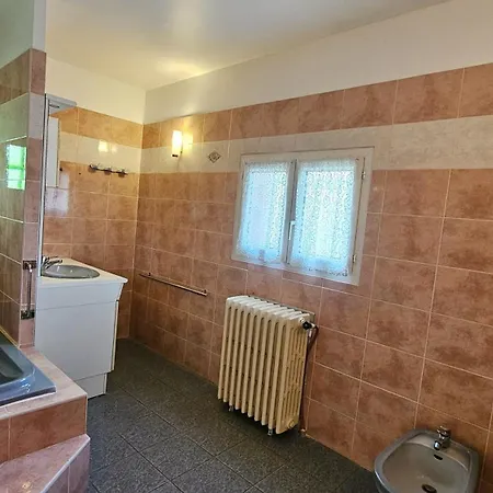 فيلة Grande Maison Avec Piscine, Parking Et Wifi *