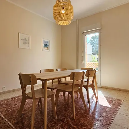Grande Maison Avec Piscine, Parking Et Wifi * Balaruc-les-Bains