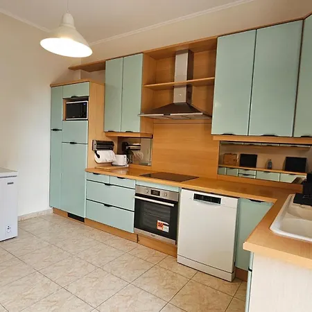 Grande Maison Avec Piscine, Parking Et Wifi *