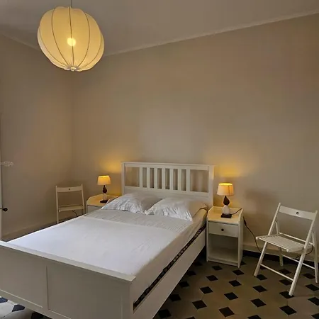 Grande Maison Avec Piscine, Parking Et Wifi