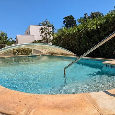 Grande Maison Avec Piscine, Parking Et Wifi * Balaruc-les-Bains