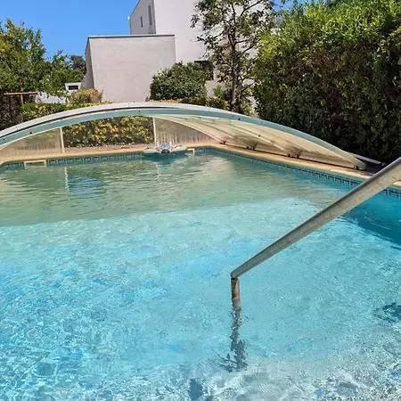 Grande Maison Avec Piscine, Parking Et Wifi Balaruc-les-Bains
