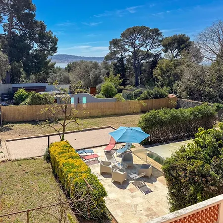 Grande Maison Avec Piscine, Parking Et Wifi