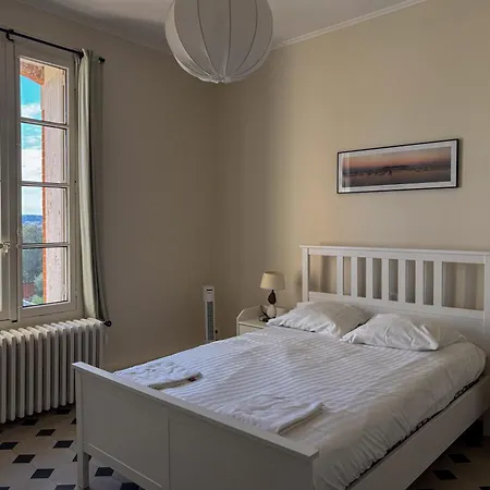 Villa Grande Maison Avec Piscine, Parking Et Wifi