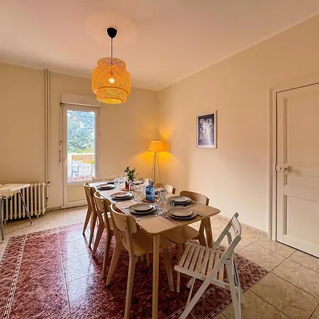 Grande Maison Avec Piscine, Parking Et Wifi Villa *