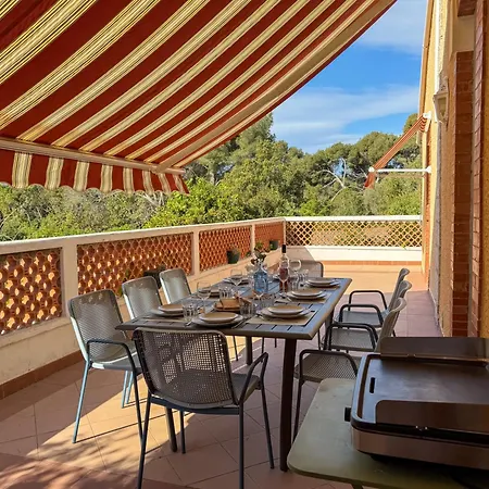 Grande Maison Avec Piscine, Parking Et Wifi Villa *