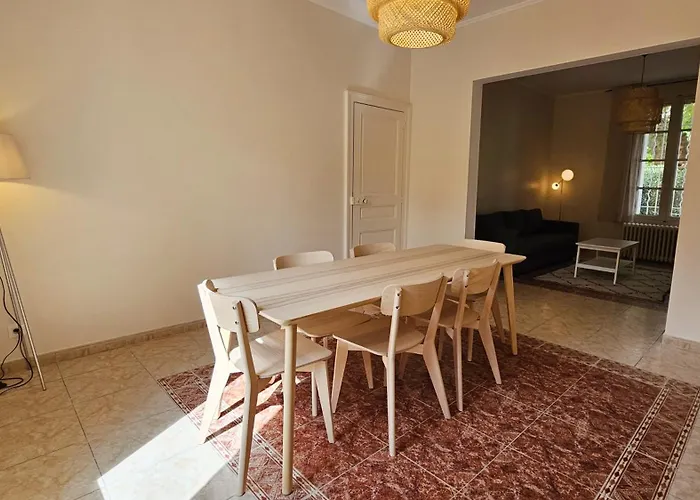 Grande Maison Avec Piscine, Parking Et Wifi * Balaruc-les-Bains